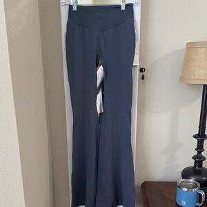 Buffbunny Seamless Flare Legging in Barista Blue NWT